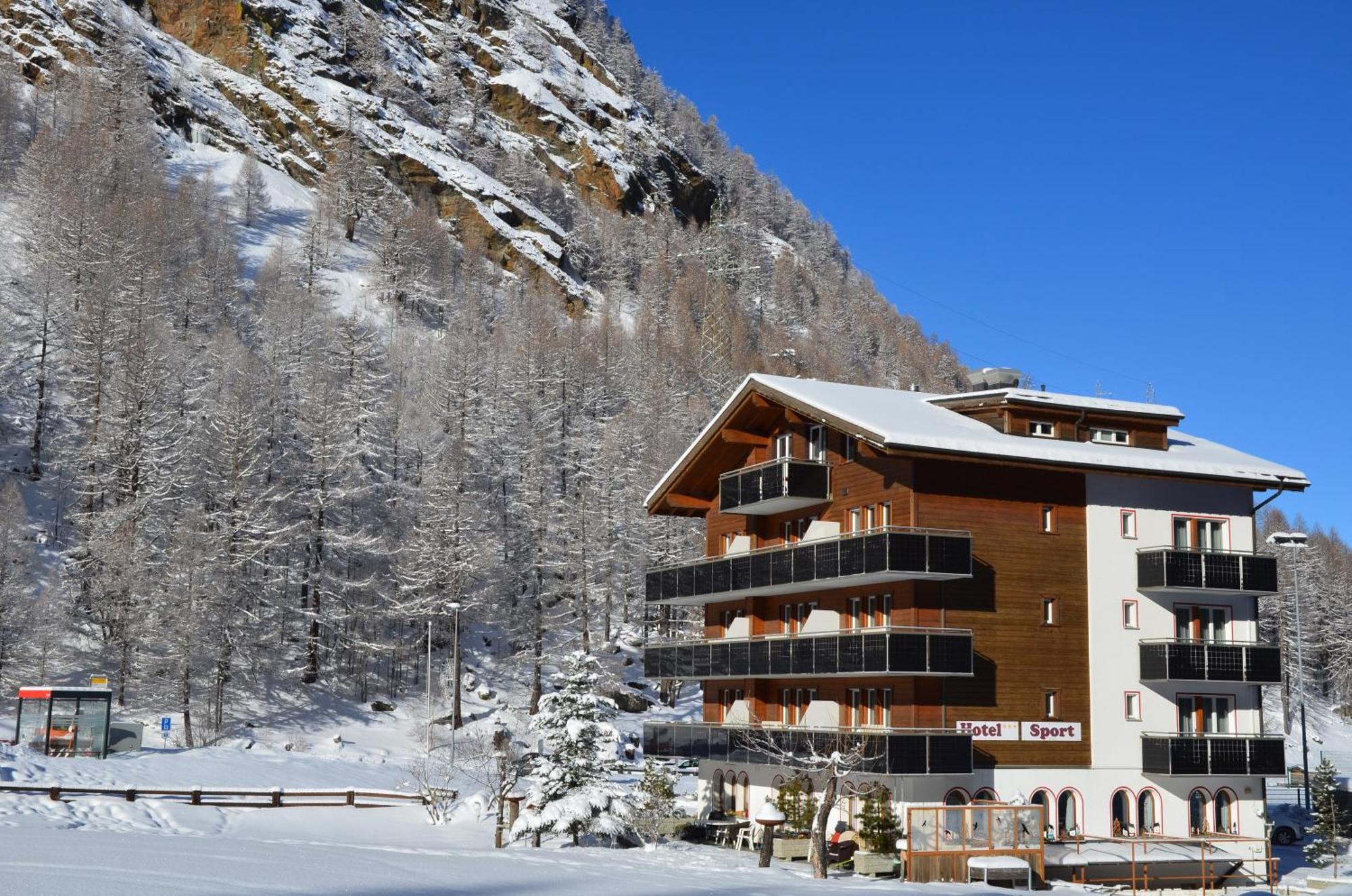 Ski-In/Ski-Out Hotel Sport Saas-Almagell Exteriér fotografie