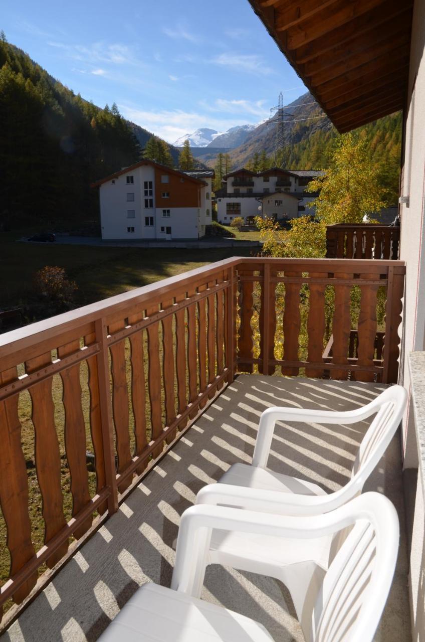 Ski-In/Ski-Out Hotel Sport Saas-Almagell Pokoj fotografie